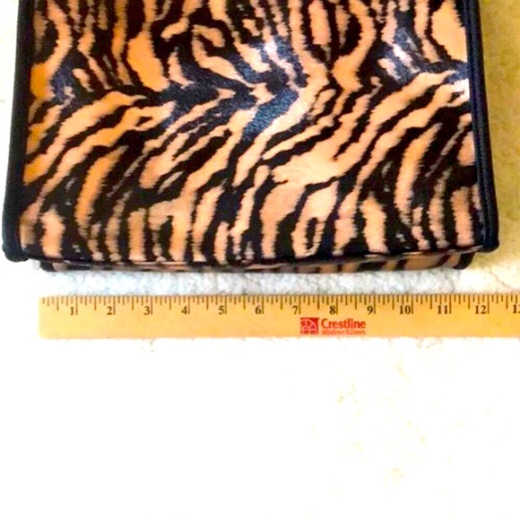 Neiman Marcus & Stephanie Johnson | Collab Leopard Print Tote Bag | NWOT - Picture 5 of 7